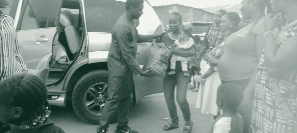 Photograph from a Fisho Initiative feeding outreach.
